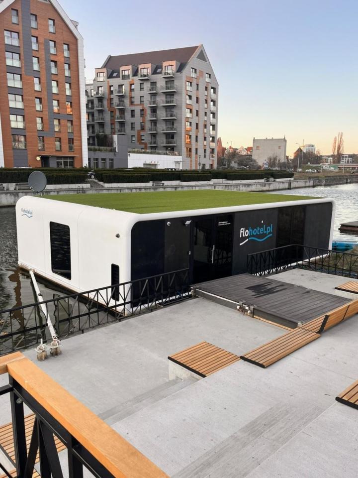 Dom Na Wodzie - Flohotel Gdansk Dış mekan fotoğraf